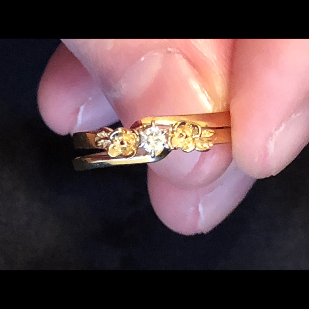 14k Wedding Ring Set Floral Detail - Picture 10 of 14